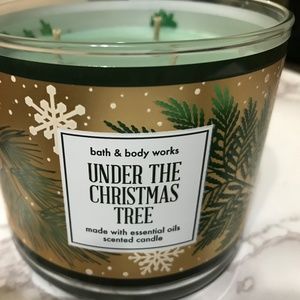 Bath & Body Works Candle - Under the Christmas Tree